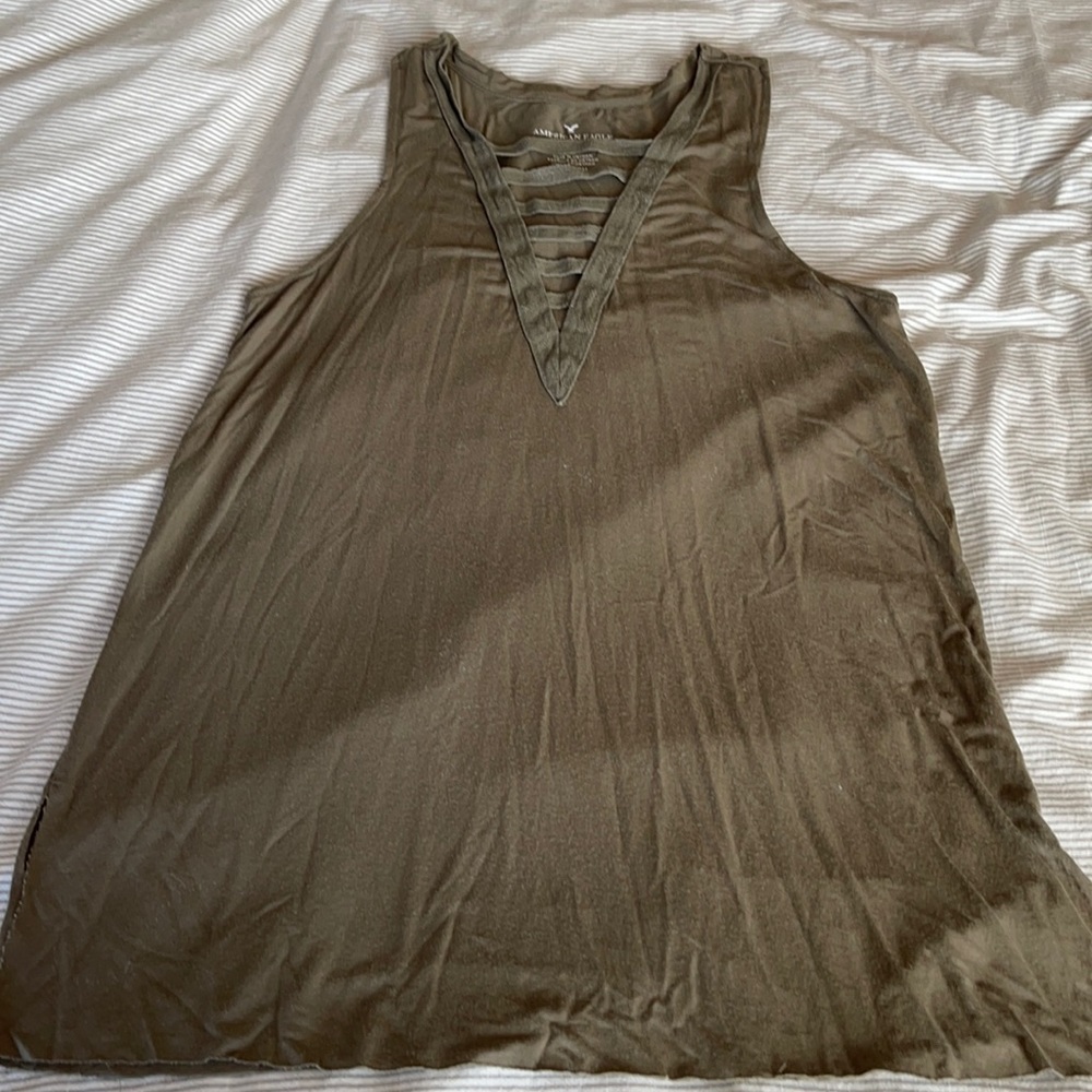 Strapped tank